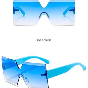 Beautiful ocean blue sunglasses